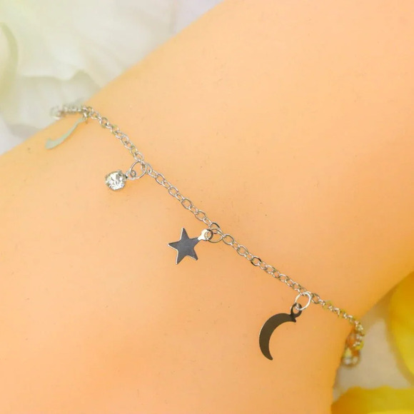 Minimalist Anklet, Sleek & Modern Design, Women’s Fashion, YC110298-A - Picture 5 of 10